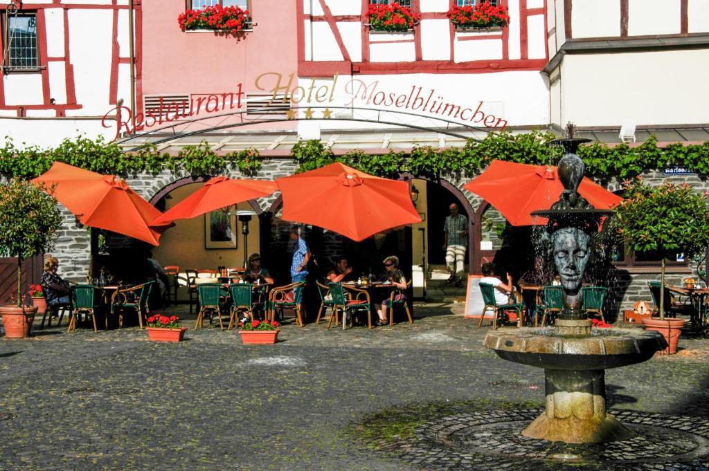 Hotel-Restaurant Moselblumchen Bernkastel-Kues Exterior photo